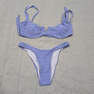 Berlook / new with tags /Medium / Blue Jacquard Bikini Set